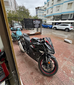 TUNCA MOTOR TAMİR & YOL YARDIM Yerel İşletme fotoğrafı 2